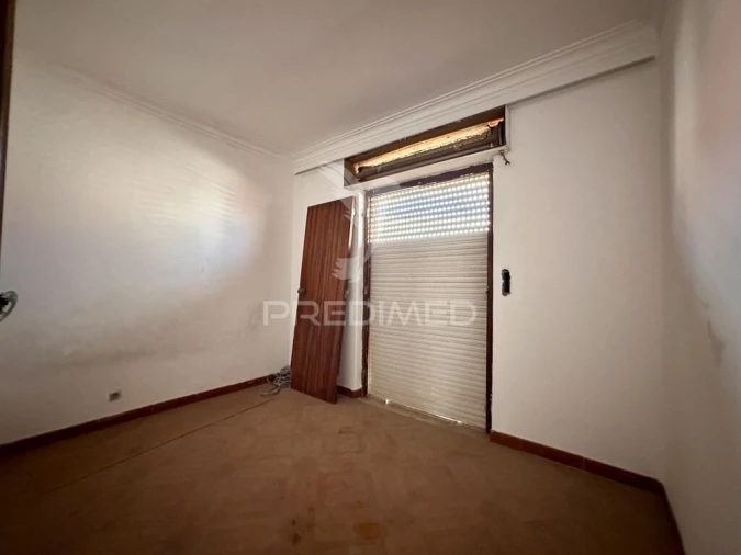 Prédio para Venda em Póvoa de Santa Iria e Forte da Casa Foto 7