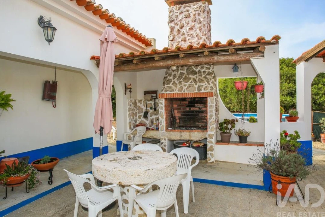 Moradia T4 para Venda em Reguengo Grande Foto 10