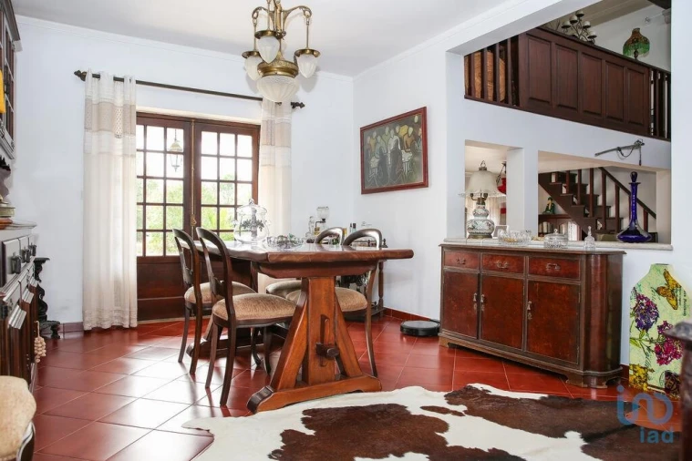 Moradia T4 para Venda em Reguengo Grande Foto 13