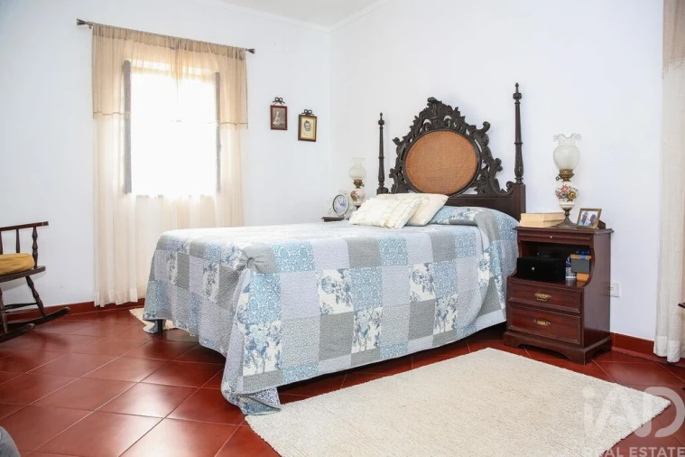 Moradia T4 para Venda em Reguengo Grande Foto 23