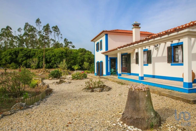 Moradia T4 para Venda em Reguengo Grande Foto 6