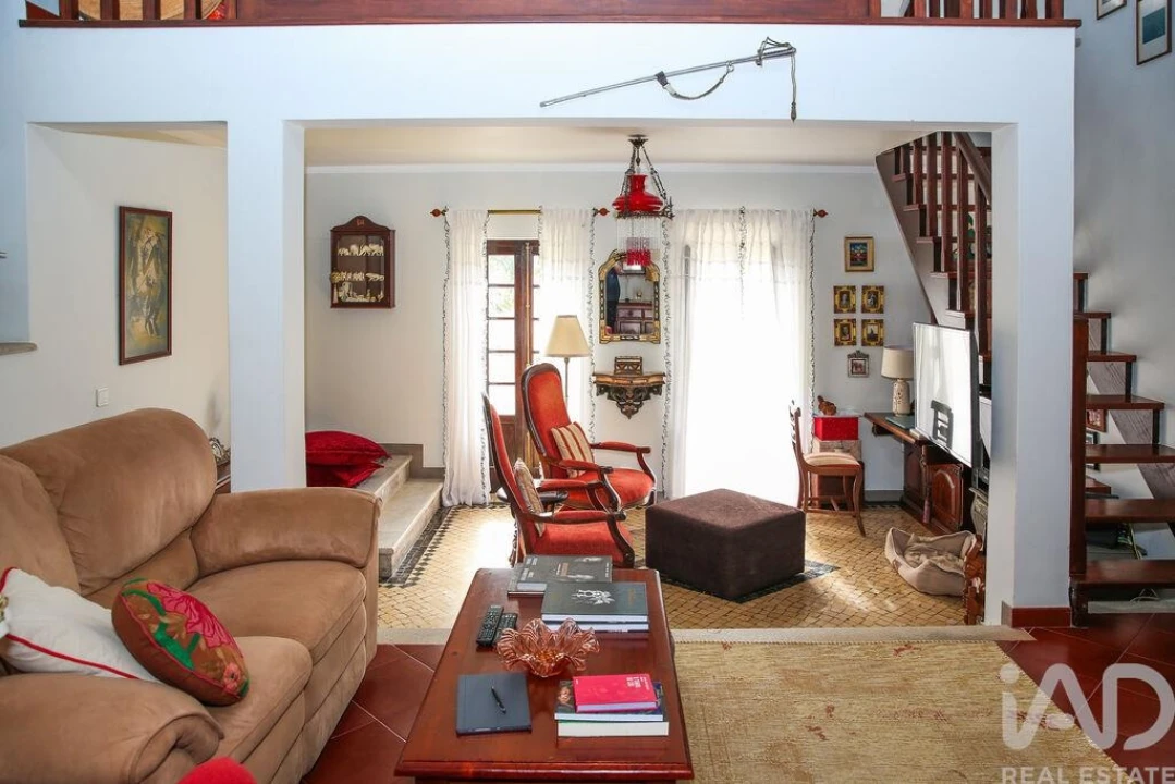 Moradia T4 para Venda em Reguengo Grande Foto 14