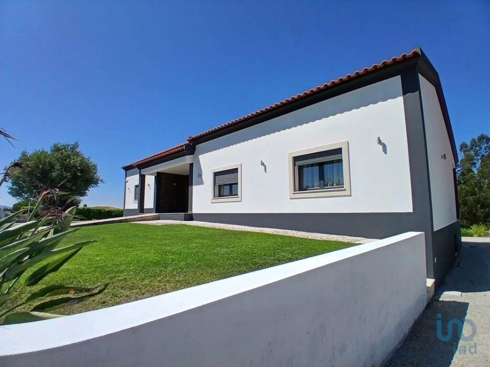 Moradia T3 para Venda em Carvalhal Foto 5