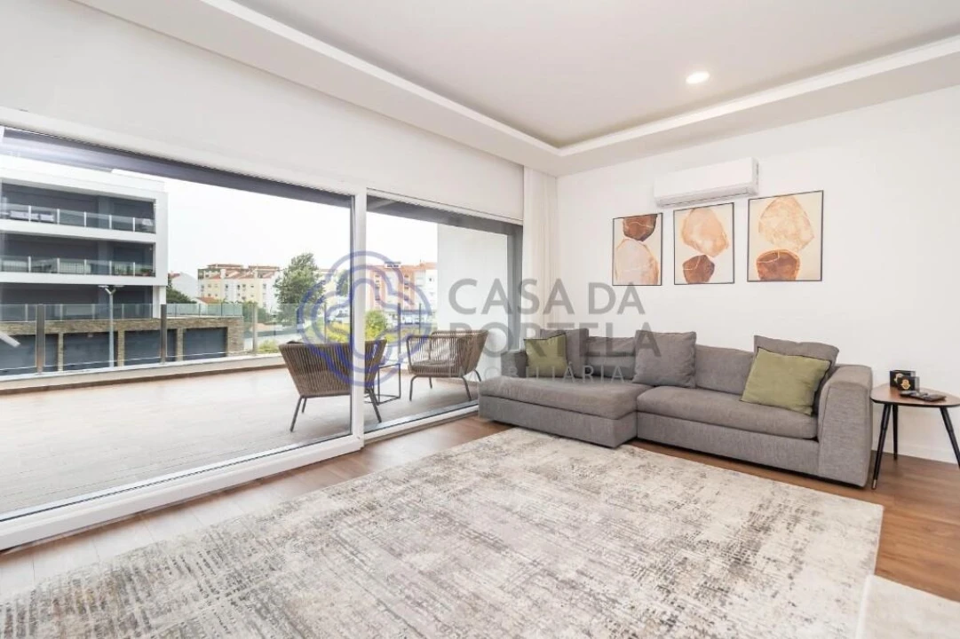 Apartamento T3 para Venda em Seixal, Arrentela e Aldeia de Paio Pires Foto 2