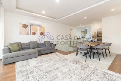 Apartamento T3 para Venda em Seixal, Arrentela e Aldeia de Paio Pires