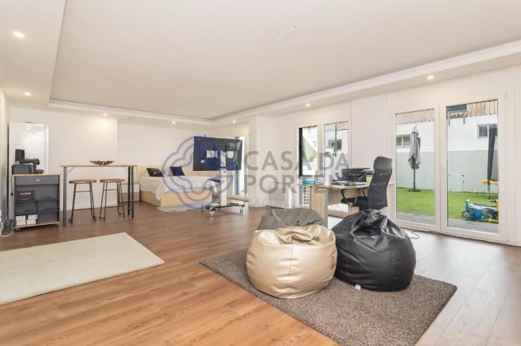 Apartamento T3 para Venda em Seixal, Arrentela e Aldeia de Paio Pires Foto 27