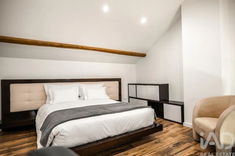 Loja para Venda em Leiria, Pousos, Barreira e Cortes Foto 22