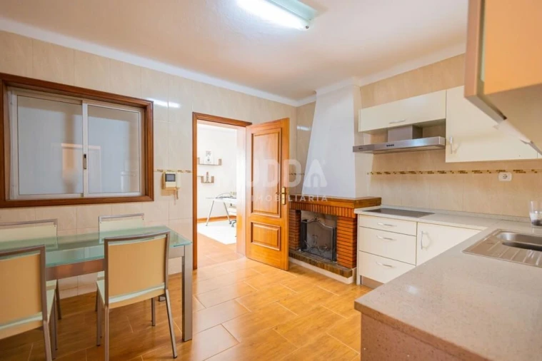 Moradia T5 para Venda em São Martinho da Gandara Foto 25