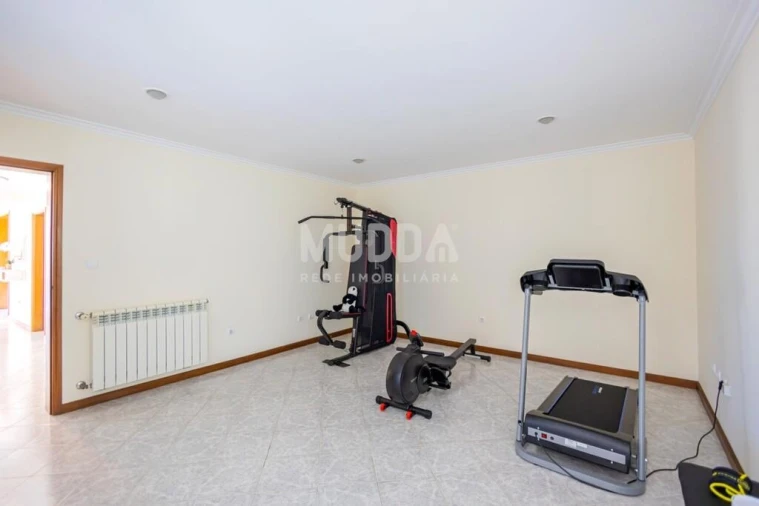 Moradia T5 para Venda em São Martinho da Gandara Foto 40