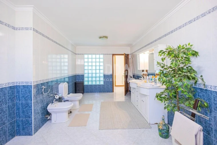 Moradia T5 para Venda em São Martinho da Gandara Foto 34