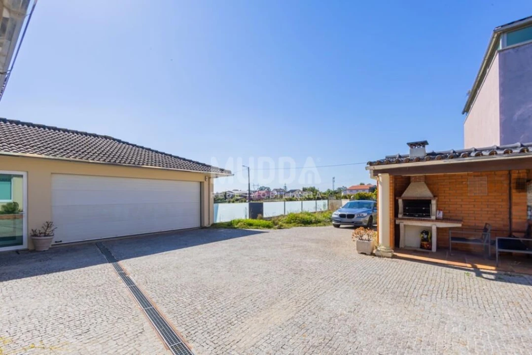 Moradia T5 para Venda em São Martinho da Gandara Foto 81