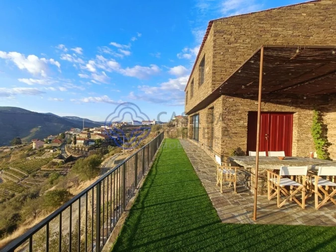 Quinta T3 para Venda em Valença do Douro Foto 10