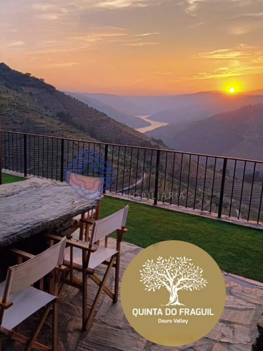 Quinta T3 para Venda em Valença do Douro