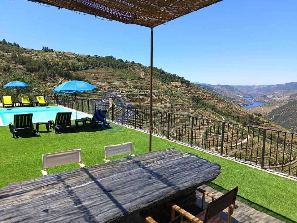 Quinta T3 para Venda em Valença do Douro Foto 16