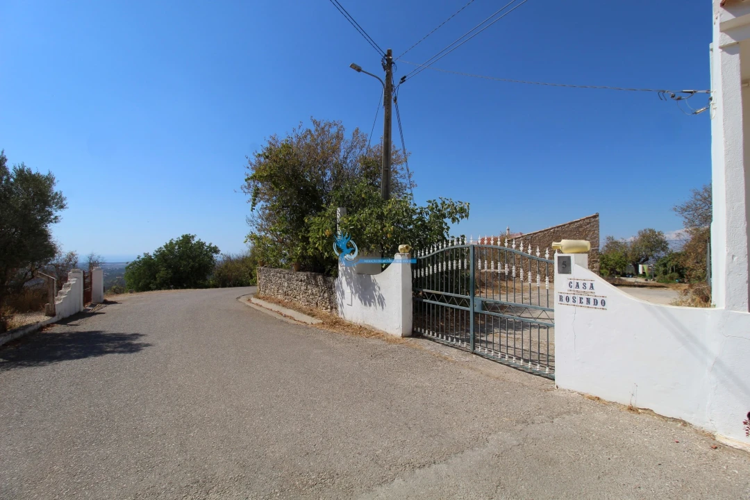 Moradia T1 para Venda em Boliqueime Foto 3