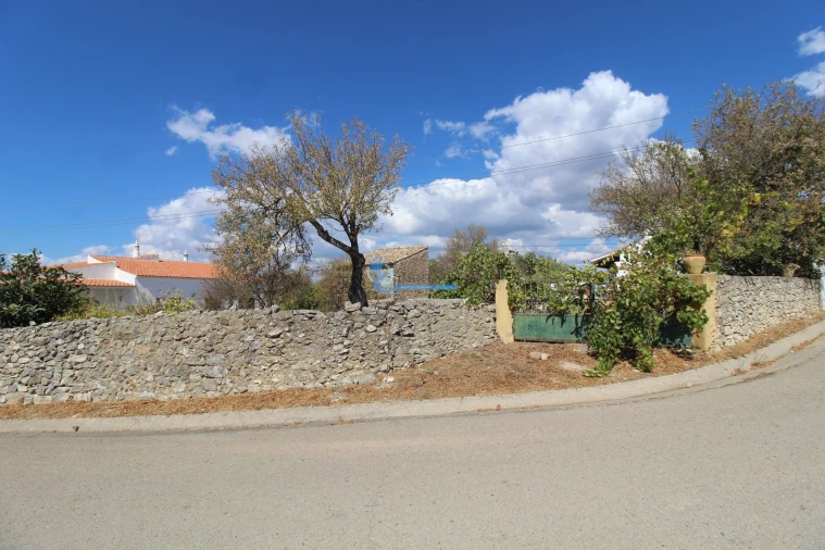 Moradia T1 para Venda em Boliqueime Foto 4