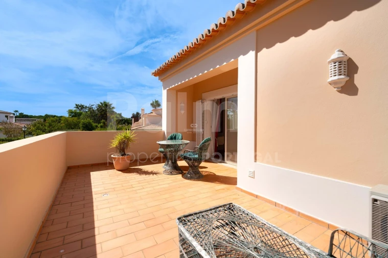 Moradia T3 para Venda em Ferragudo Foto 12