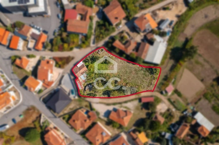 Moradia T2 para Venda em Ferreira Foto 2