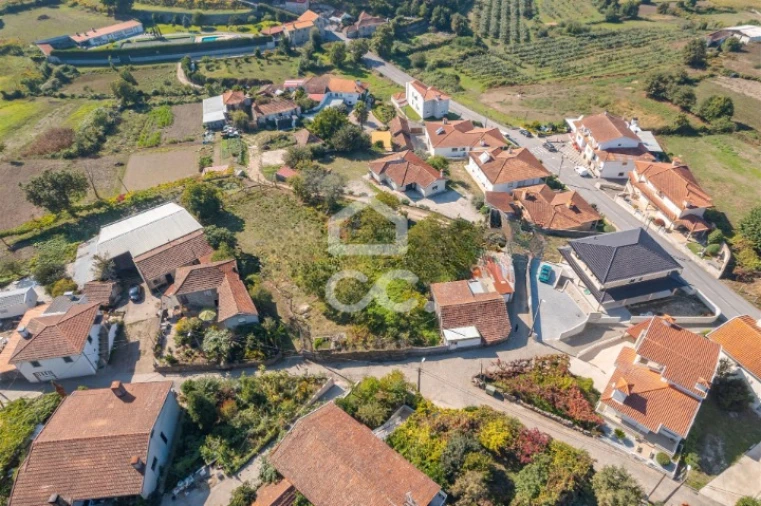 Moradia T2 para Venda em Ferreira Foto 3