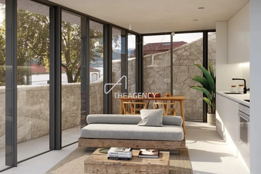 Apartamento T2 para Venda em Cedofeita, Santo Ildefonso, Sé, Miragaia, São Nicolau e Vitória Foto 1