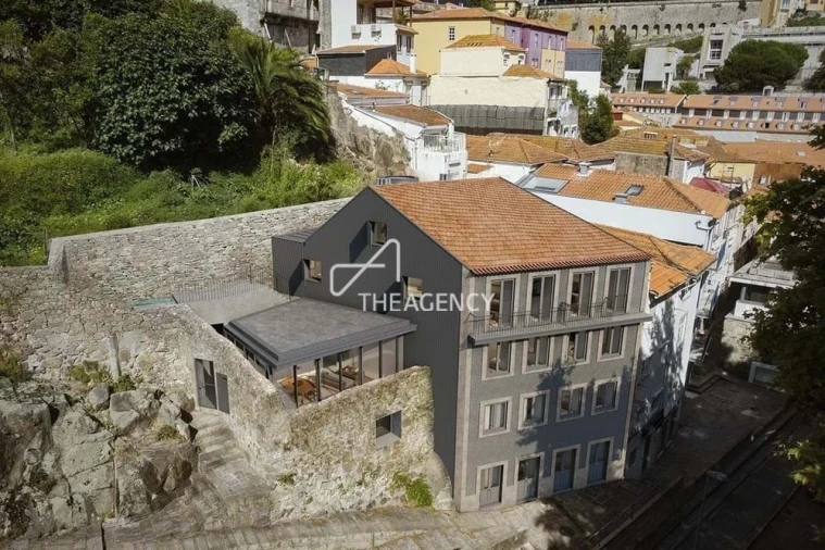 Apartamento T2 para Venda em Cedofeita, Santo Ildefonso, Sé, Miragaia, São Nicolau e Vitória Foto 4