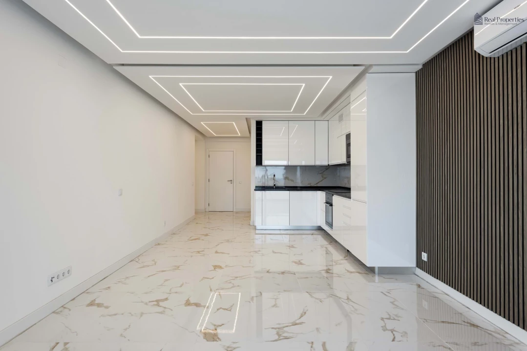 Apartamento T2 para Venda em Quarteira Foto 4