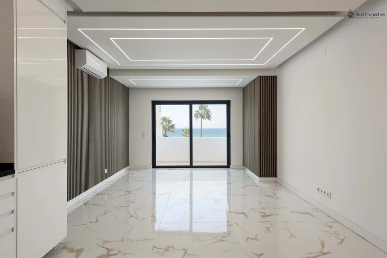 Apartamento T2 para Venda em Quarteira Foto 3