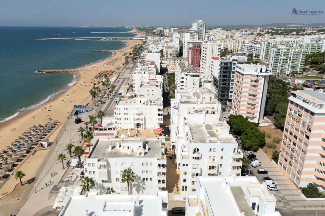 Apartamento T2 para Venda em Quarteira Foto 18