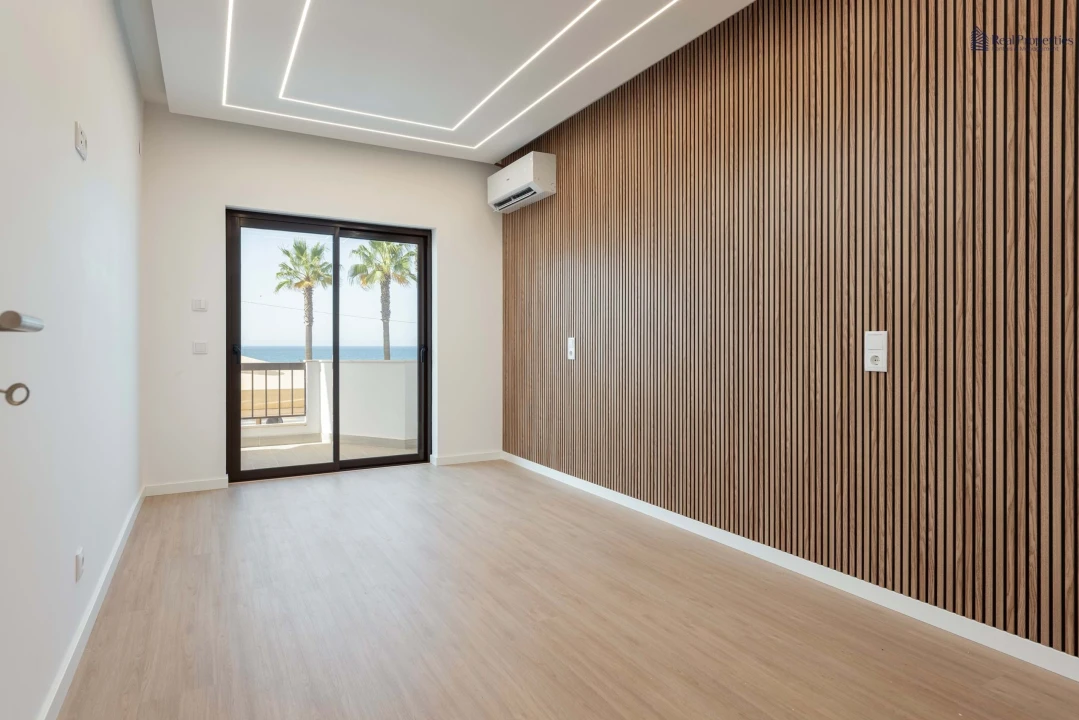 Apartamento T3 para Venda em Quarteira Foto 6