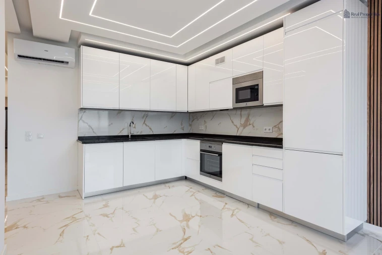 Apartamento T3 para Venda em Quarteira Foto 5