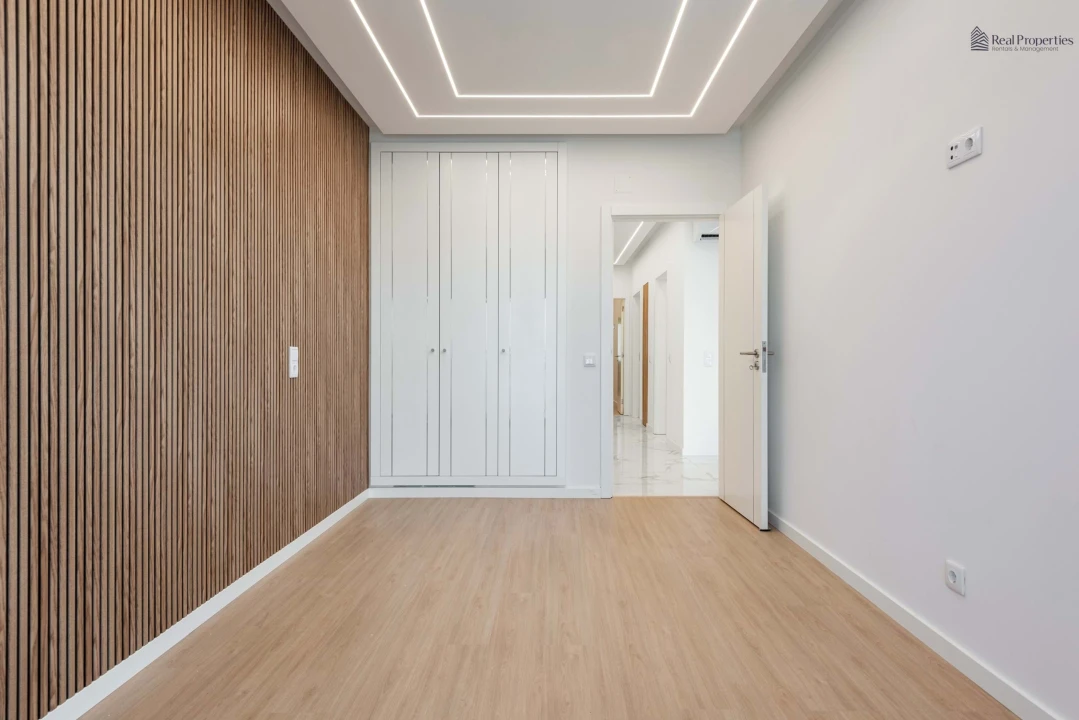 Apartamento T3 para Venda em Quarteira Foto 7