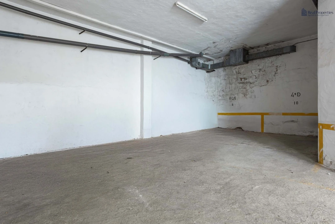 Apartamento T3 para Venda em Quarteira Foto 20
