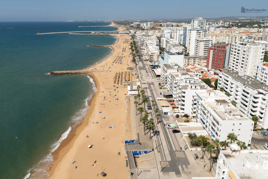 Apartamento T3 para Venda em Quarteira Foto 22