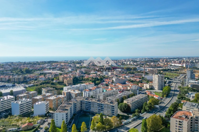 Apartamento T1 para Venda em Santa Marinha Foto 37