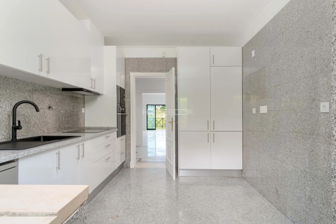 Apartamento T3 para Venda em Cascais e Estoril Foto 15