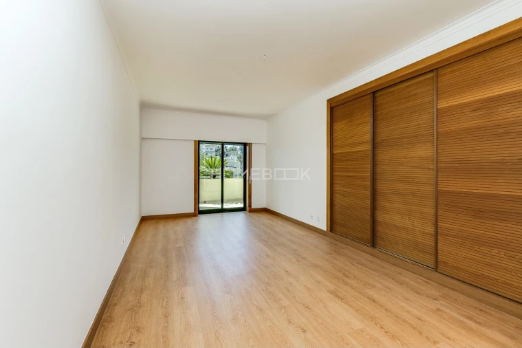 Apartamento T3 para Venda em Cascais e Estoril Foto 28