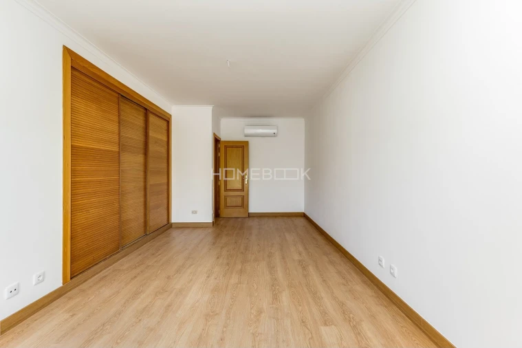 Apartamento T3 para Venda em Cascais e Estoril Foto 29