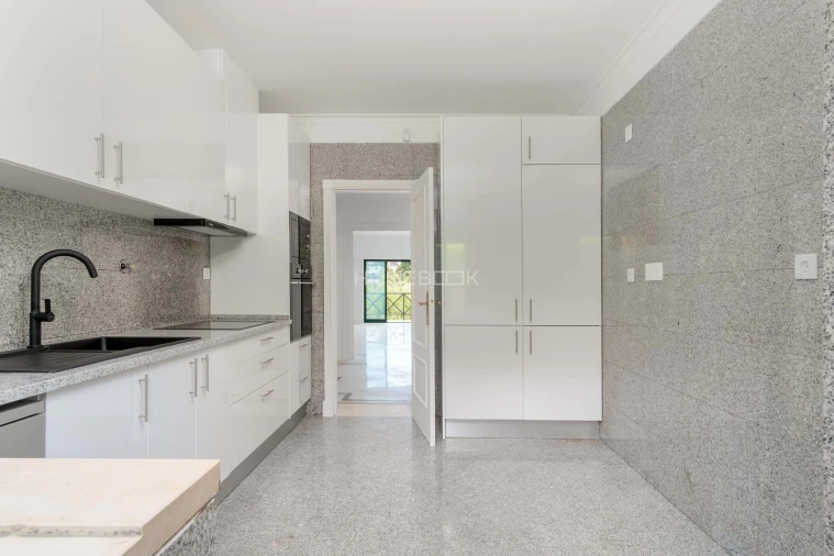 Apartamento T3 para Venda em Cascais e Estoril Foto 15