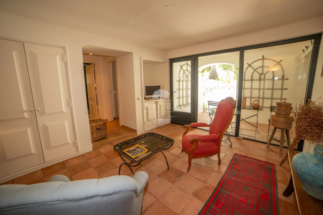 Moradia T5 para Venda em Santo Estêvão Foto 52