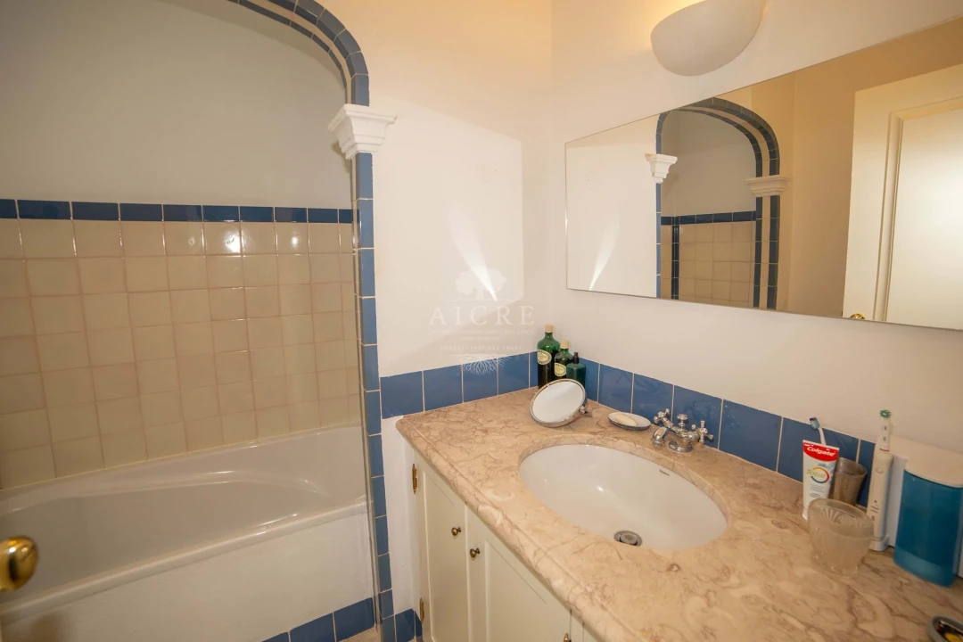 Moradia T5 para Venda em Santo Estêvão Foto 39