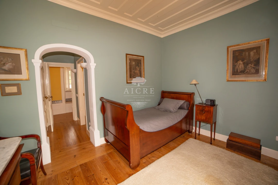 Moradia T5 para Venda em Santo Estêvão Foto 38