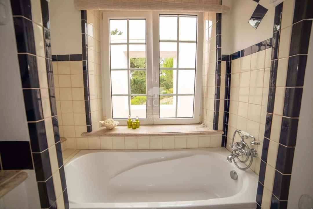 Moradia T5 para Venda em Santo Estêvão Foto 42