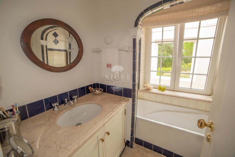 Moradia T5 para Venda em Santo Estêvão Foto 41