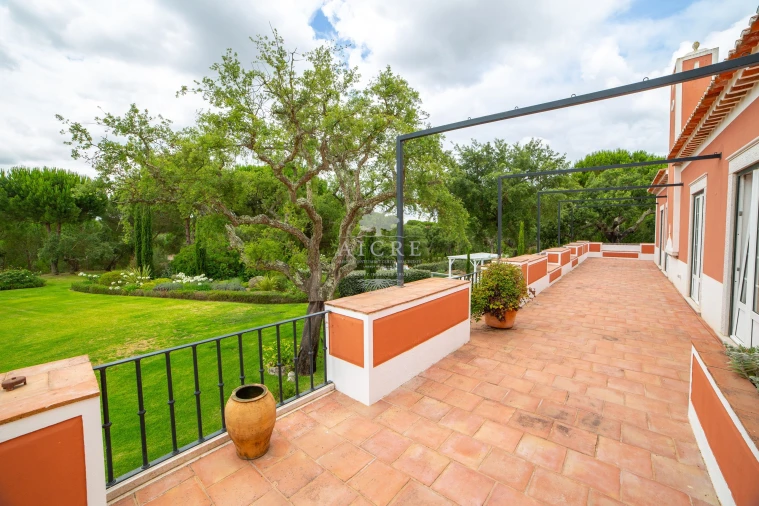 Moradia T5 para Venda em Santo Estêvão Foto 17