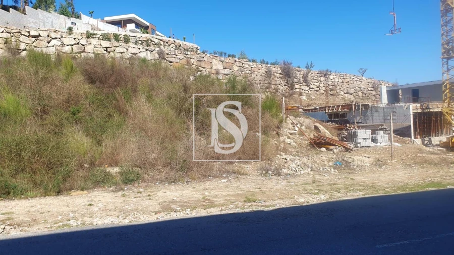 Terreno para Venda em Freamunde Foto 2