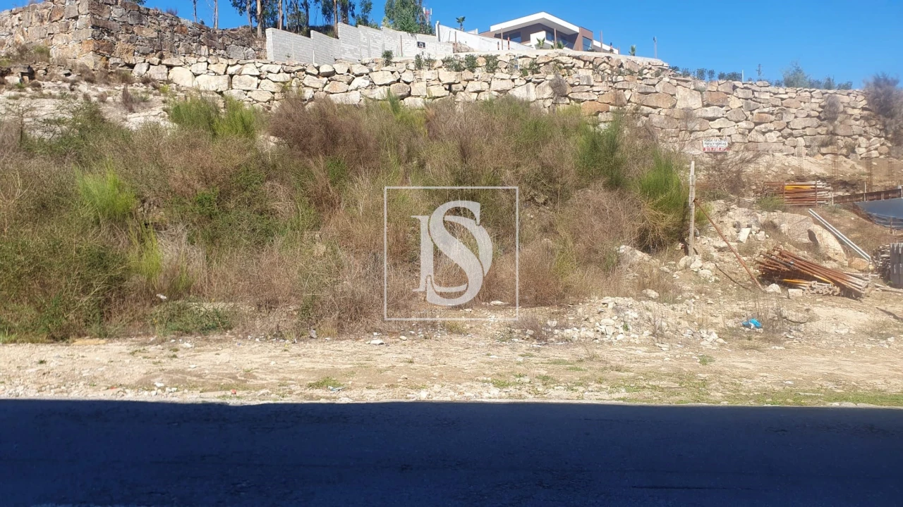 Terreno para Venda em Freamunde Foto 5