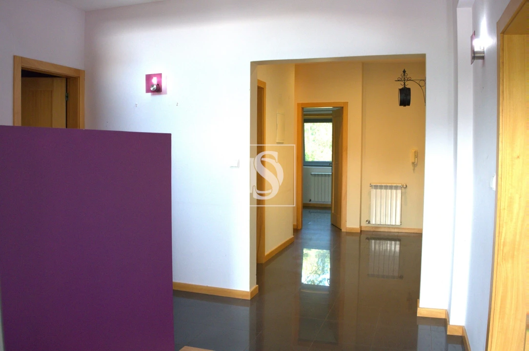 Moradia T5 para Venda em Troporiz e Lapela Foto 19