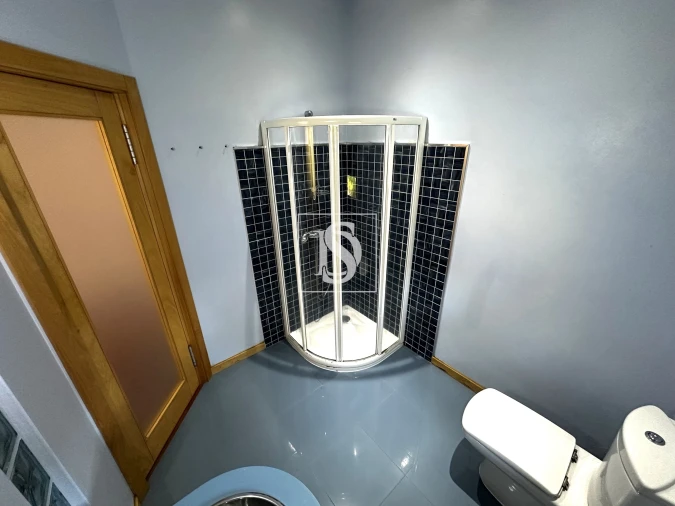 Moradia T5 para Venda em Troporiz e Lapela Foto 46