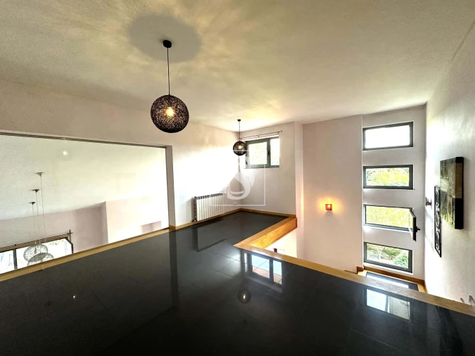 Moradia T5 para Venda em Troporiz e Lapela Foto 12