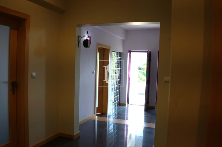 Moradia T5 para Venda em Troporiz e Lapela Foto 25